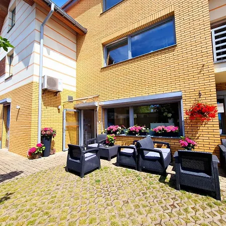 Ekslibris Apartman *